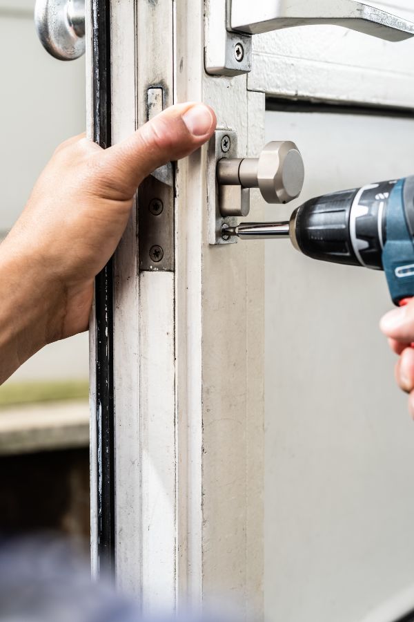 Kontakt – TBI Service – Hausmeisterservice – Reinigung Kontakt - TBI Service - Hausmeisterservice - Reinigung